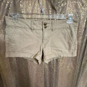 Y2K 2000s American Eagle Outfitters Low Rise Shortie Khaki Shorts Size 6